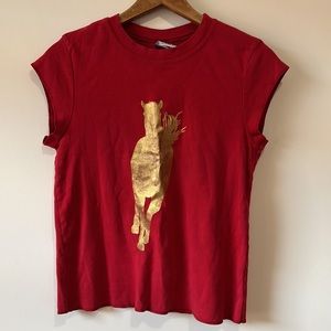 🍎 Old Navy red t-shirt 100% cotton, gold horse print, size L